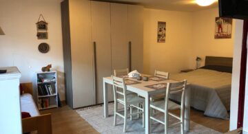 Joli nouveau studio au centre.