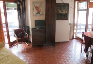 Trilocale in centro con vista sul Cervino.